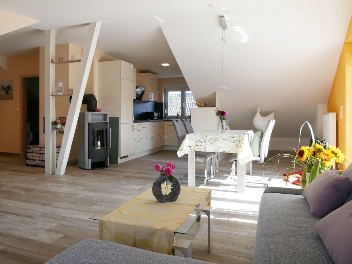 Ferienwohnung Kirschbluete Mosbach  المظهر الخارجي الصورة